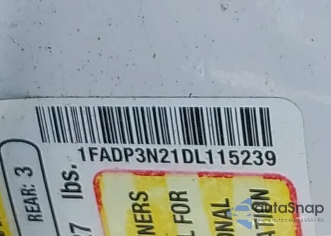 2013 Ford Focus Titanium z USA, uszkodzony, nr VIN 1FADP3N21DL115239